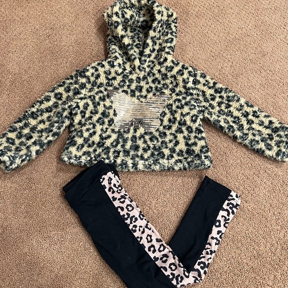 Limited Too Girls Leopard Print Hoodie and Matching Leggings Set Size 2T - Picture 1 of 4
